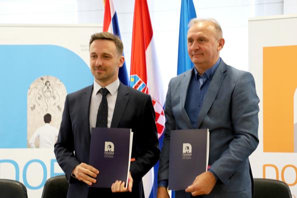 Potpisan sporazum – novi kilometri za rekonstrukciju, kreću radovi na županijskoj cesti kroz Plesmo