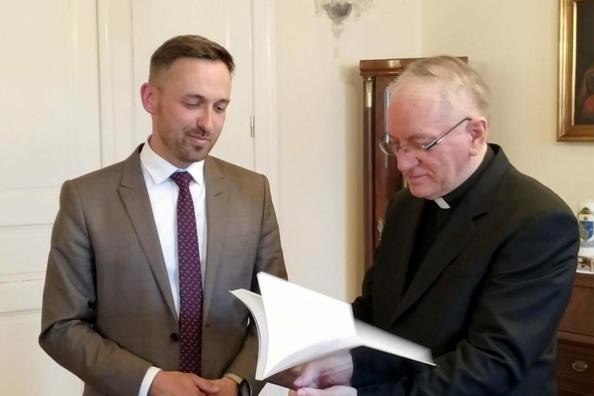 Dobra suradnja između Grada Novske i požeške biskupije