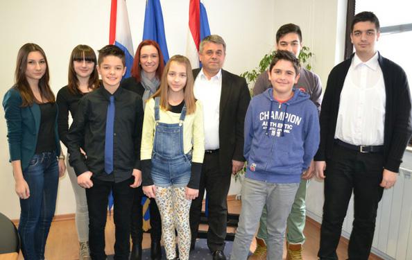 Gradonačelnik primio nagrađene učenike Glazbene škole Novska