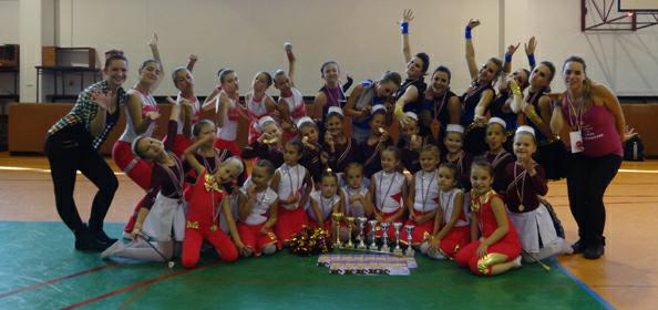 Novljanske mažoretkinje na turniru u Petrinji