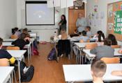 U Katoličkoj školi u Novskoj održano predavanje o važnosti medijske pismenosti djece i roditelja 