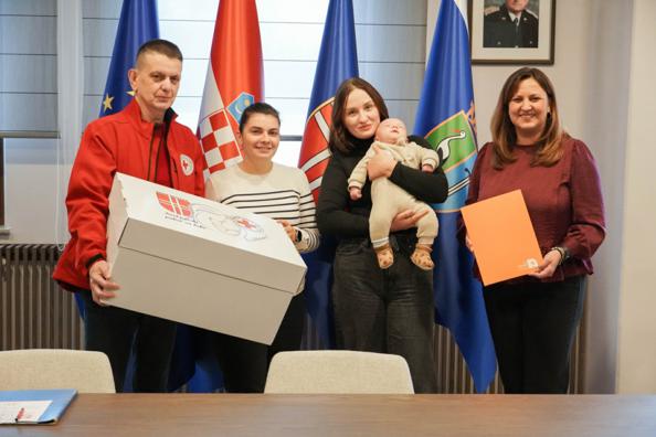 Uručene potpore za sedmero novorođene djece